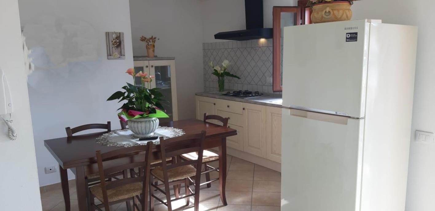Villa Rosa SantʼAntìoco Dış mekan fotoğraf