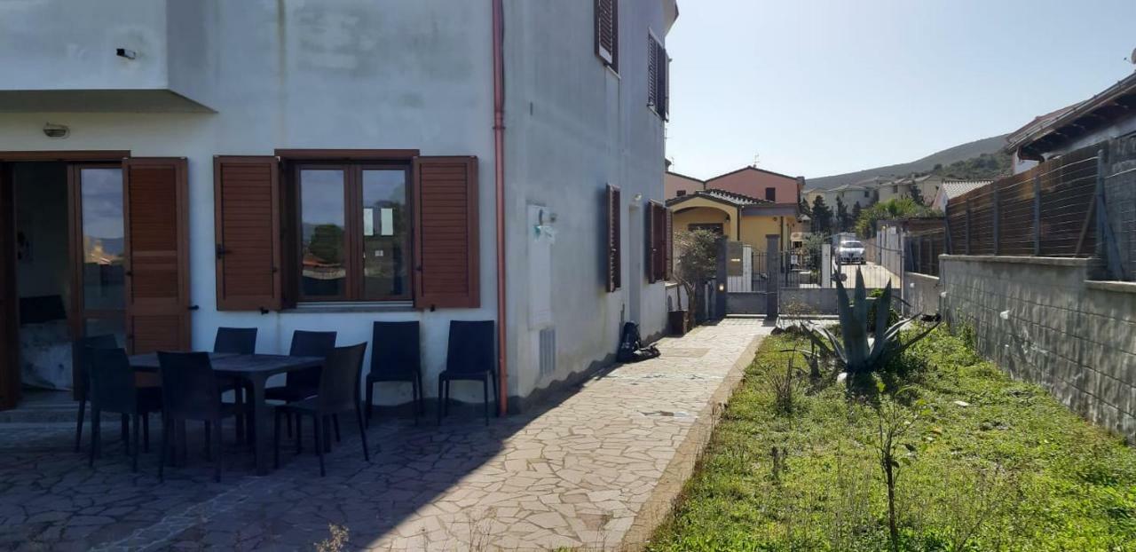 Villa Rosa SantʼAntìoco Dış mekan fotoğraf