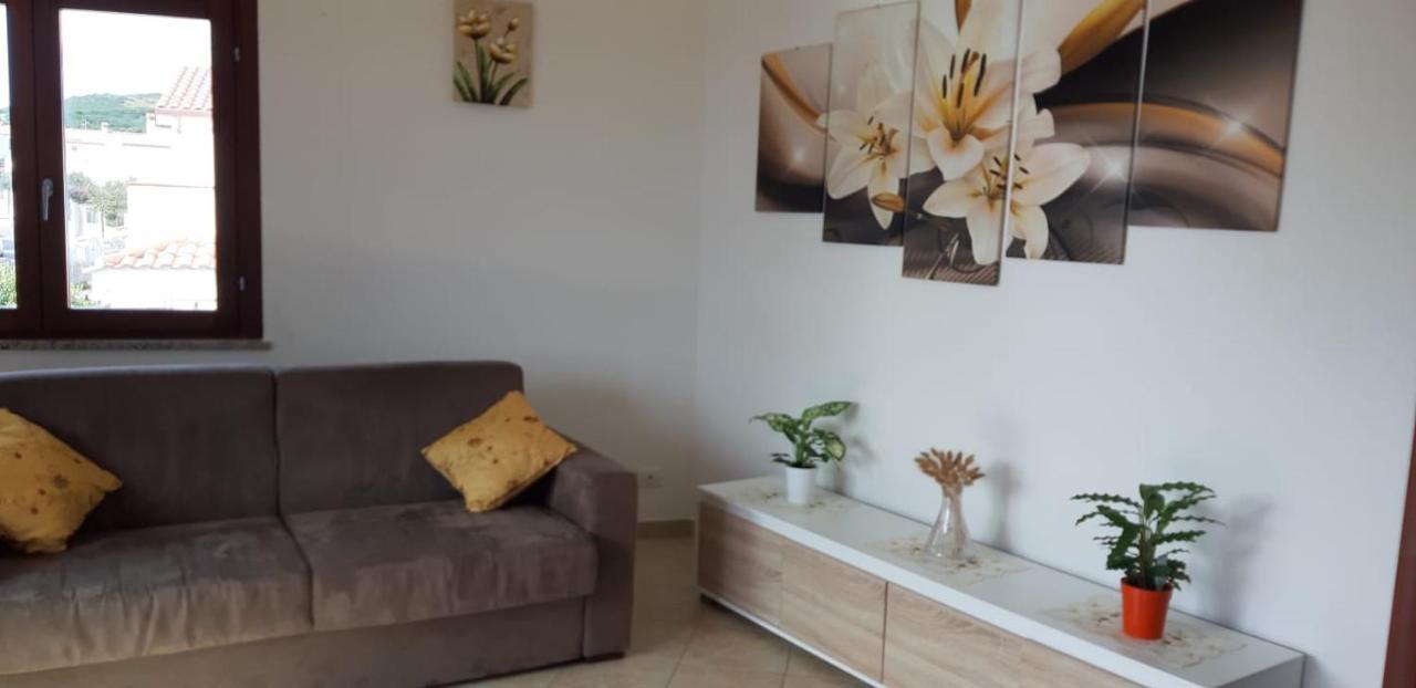 Villa Rosa SantʼAntìoco Dış mekan fotoğraf