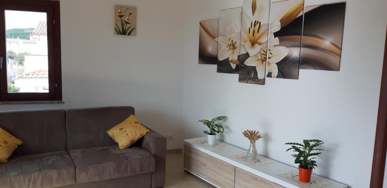 Villa Rosa SantʼAntìoco Dış mekan fotoğraf